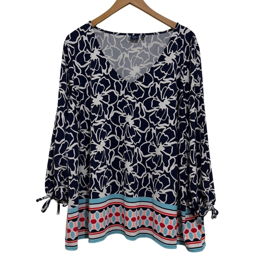 KAARI BLUE CURVY Women's 3X Navy White Floral Print‎ V Neck Tie Sleeve Tunic Top
